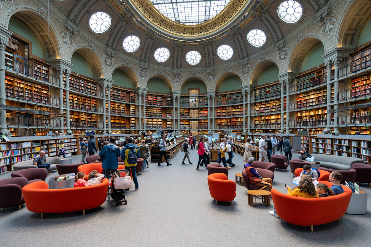 À l'occasion des 39ème  journées du patrimoine, le site Richelieu, berceau historique de la Bibliothèque nationale de France, a rouvert entièrement ses portes au public après douze ans de travaux. 