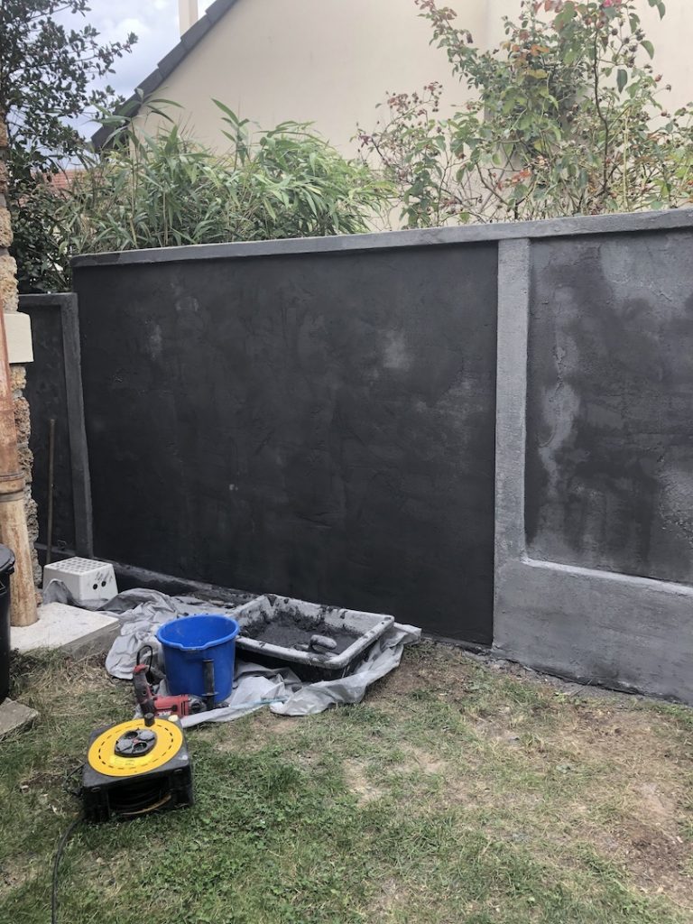 AvantAprès Transformer un mur avec un enduit monocouche coloré DKOmag — free download
